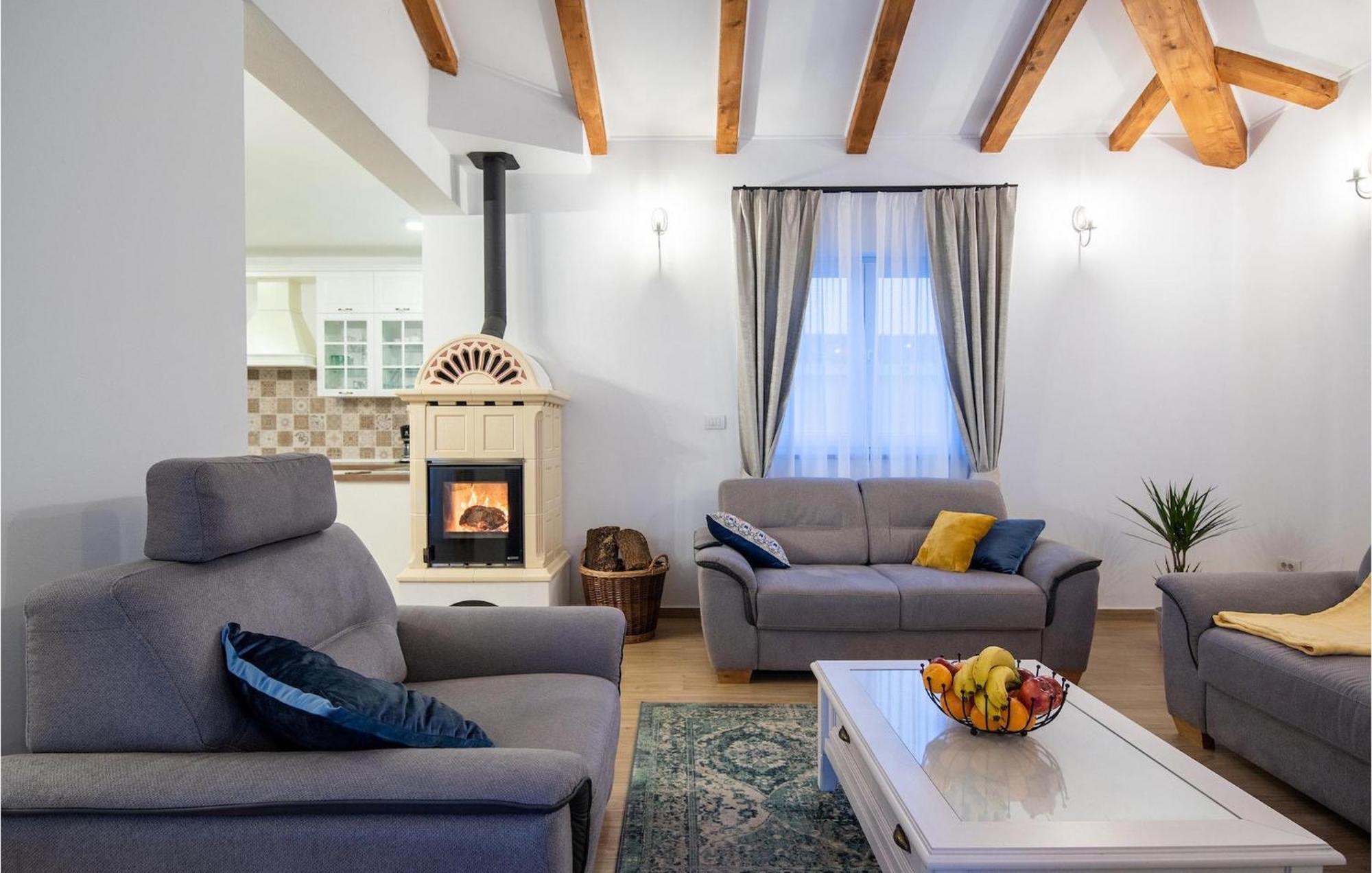 Ladora Holiday home